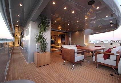 الأناقة العصرية على متن يخت M Superyacht